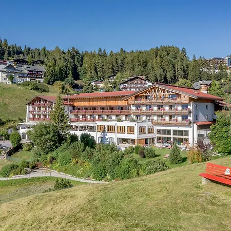Inntaler Hof Hotel Seefeld in Tirol