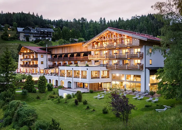 Hotel Inntaler Hof 4*