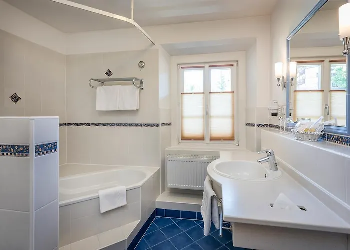 Hotel Inntaler Hof 4*