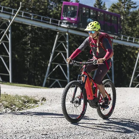 Inntaler Hof Seefeld w Tirolu